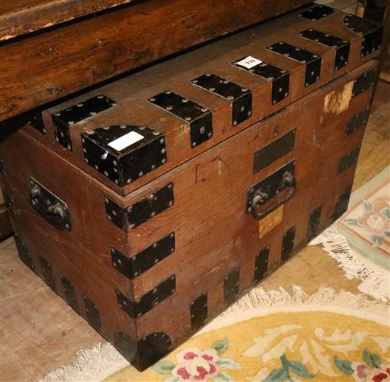 Metal bound oak box(-)